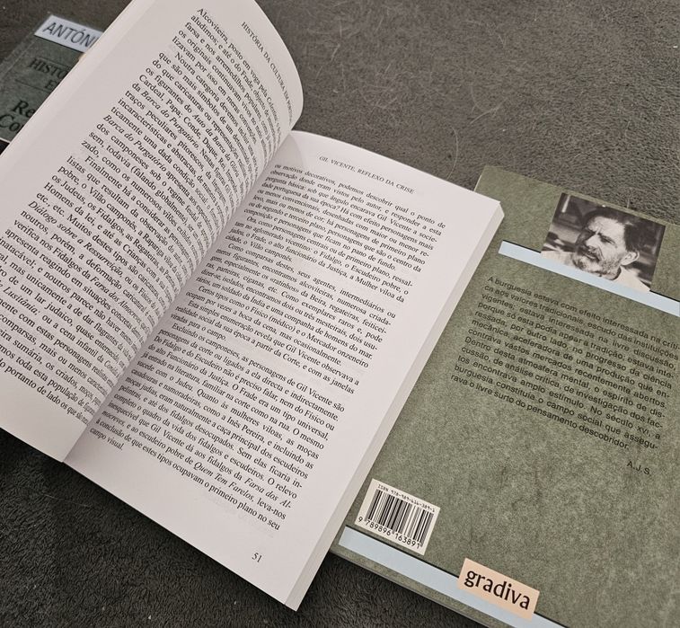 Coleção 3 volumes dos livros História da Cultura em Portugal
Volume 1: