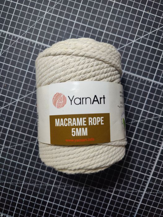 Sznurek do makramy YarnArt Macrame Rope 5mm kolor 752