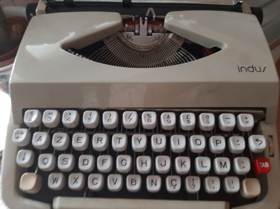 Maquina escrever manual impecavel