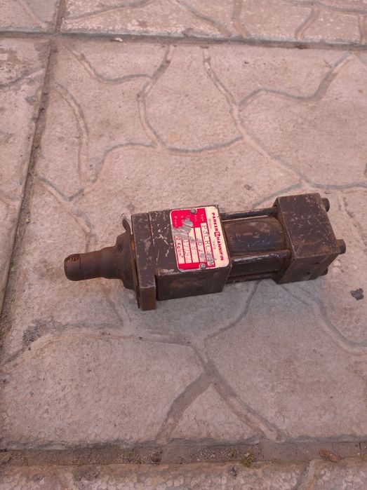 Продам Гидроцилиндр