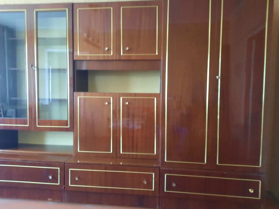 Продам Румунську стінку б/ у