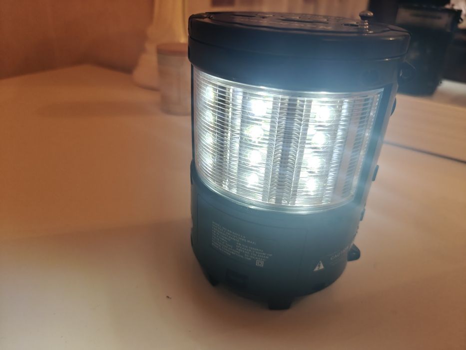 Продам портативную колонку фонарь на литии.