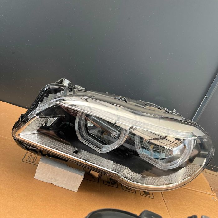 Наличие фари фары BMW БМВ 5 F10 F11 bi xenon full led рест з блоками