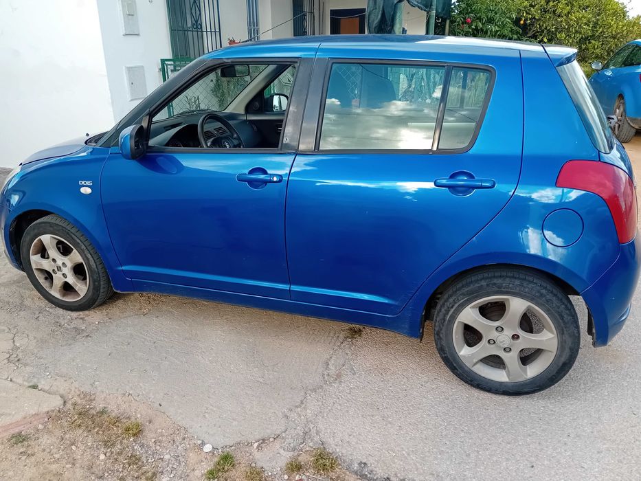 Carro suzuki swift