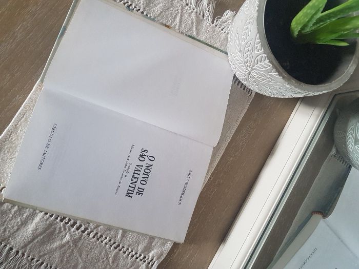 Livro "O Noivo de São Valentim"