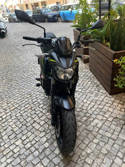 Kawasaki Z650, 68 cv (50.2 kW)