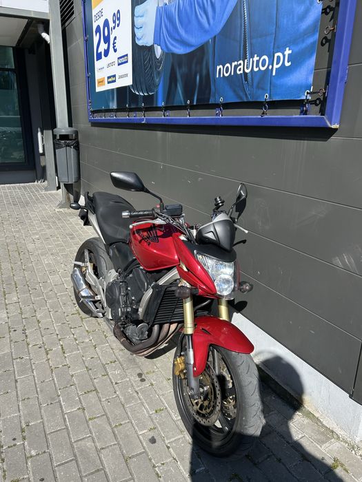 Hornet 600