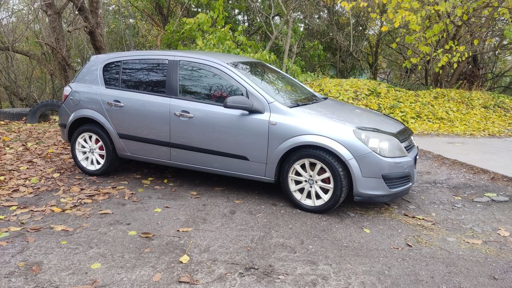 Opel Astra H 2005 рік 1,4 газ/бензин в доброму стані