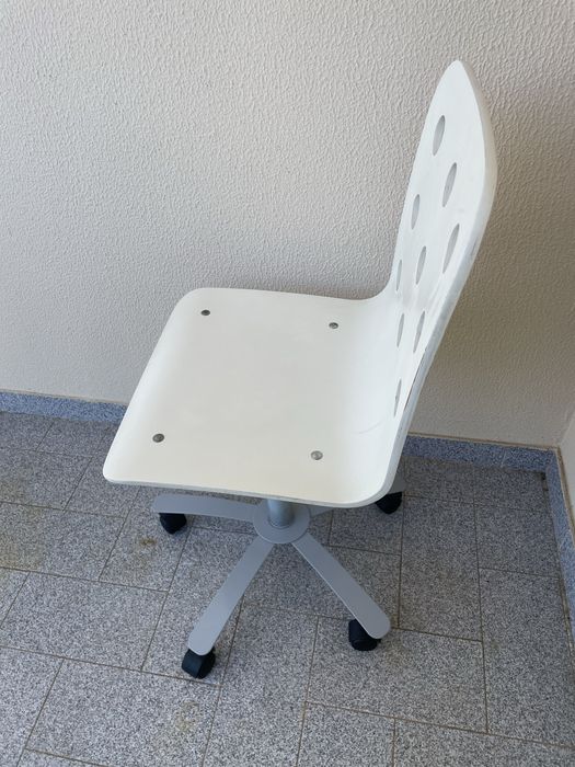 Cadeira IKEA branca