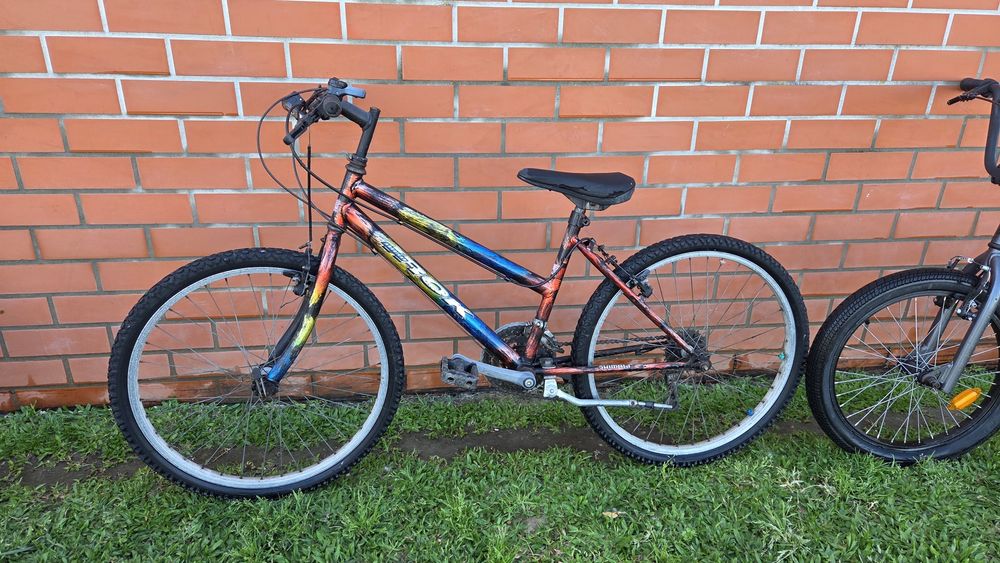 Bicicleta de Passeio Aro 24/26 - Para Restauro ou Peças