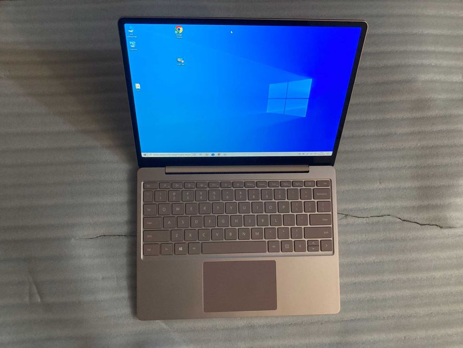 Легкий Тонкий Маленький Мини Ноутбук Microsoft Surface Laptop Go i5/8