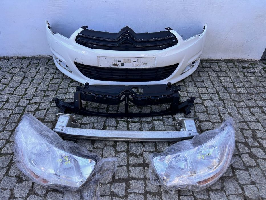 Citroen C4 II B7 wzmocnienie atrapy grilla wspornik górny inne części