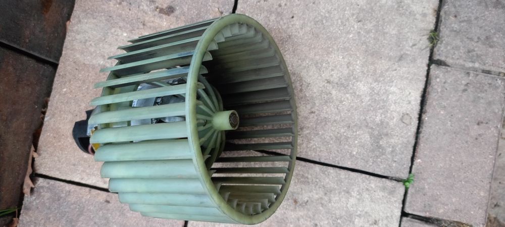 Wentylator dmuchawa audi A6 C4