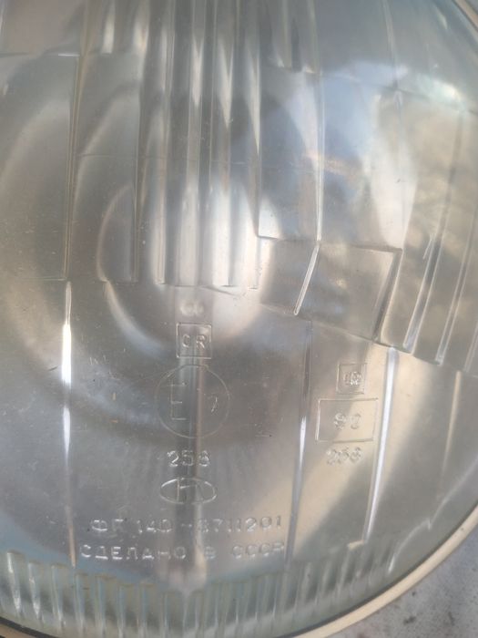 Фары автомобильные