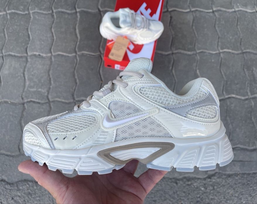 Кросівки жіночі Nike V5 RNR Summit Grey 36-41
