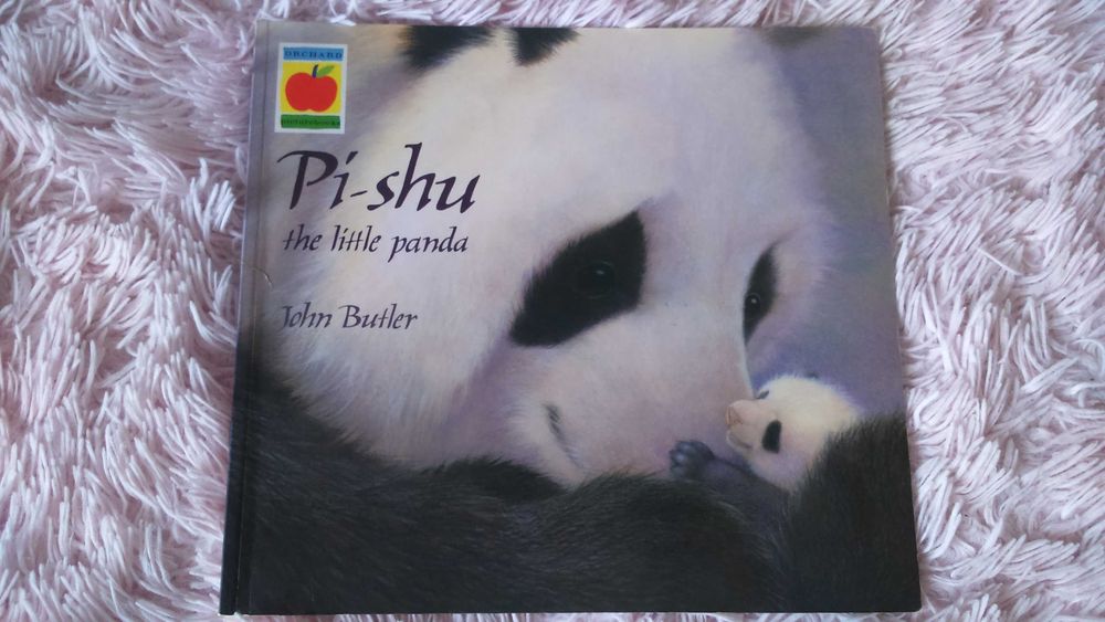 Книга для дітей на англійській  "Pi-shu, the Little Panda" Пі-шу, маленька панда