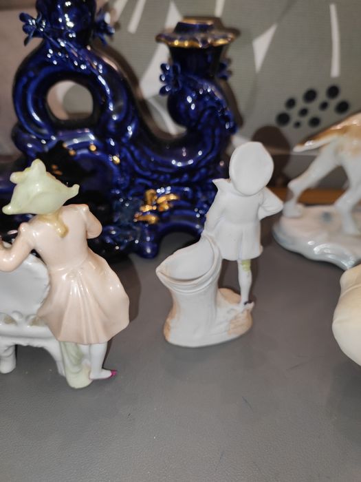 Zestaw figurek porcelanowych Francja