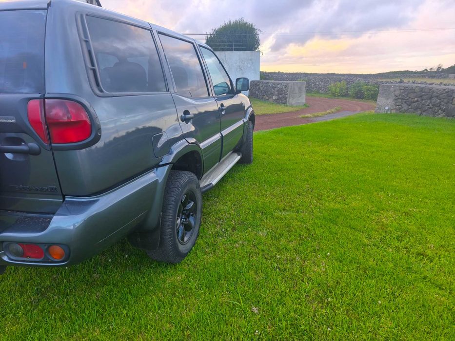 Nissan Terrano II longo — photo 4