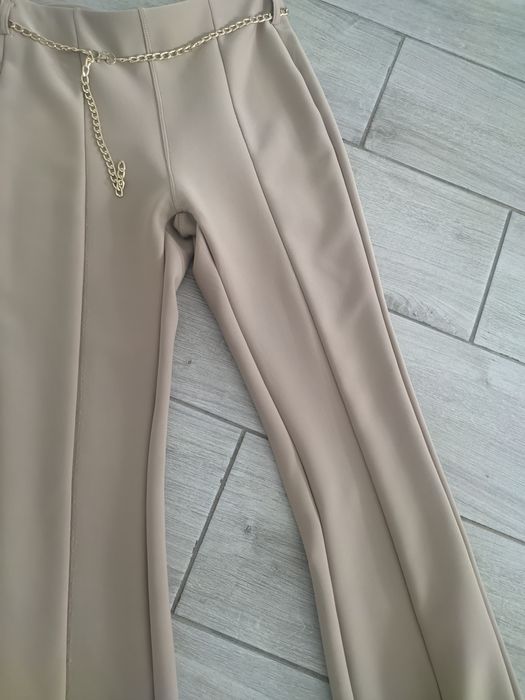 Штани кльош розмір M-L