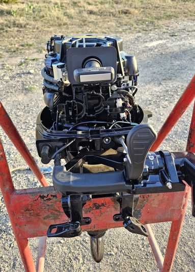 Tohatsu MFS 9,9cv com 3 anos garantia (19 horas utilização)