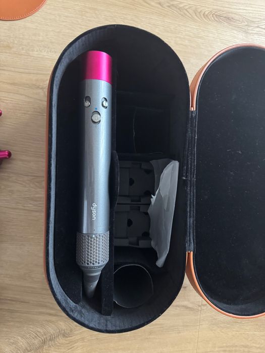 Продам стайлер Dyson airwrap complete