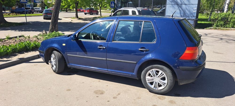 Продам или обмен гольф 4  1.4 16v Торг