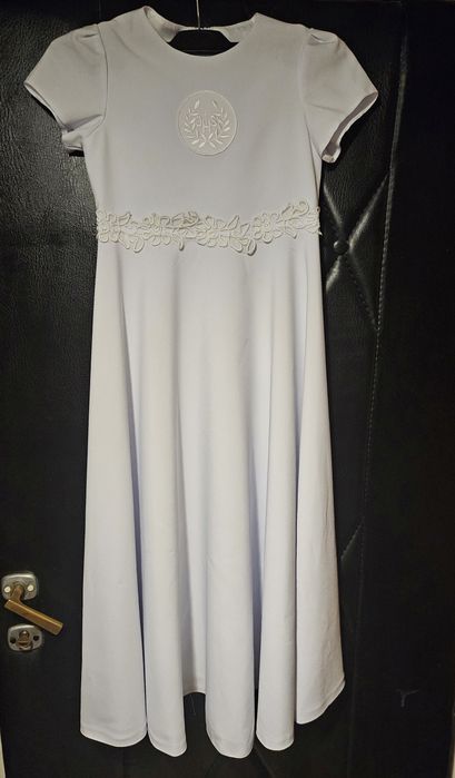 Strój komunijny dla dziewczynki