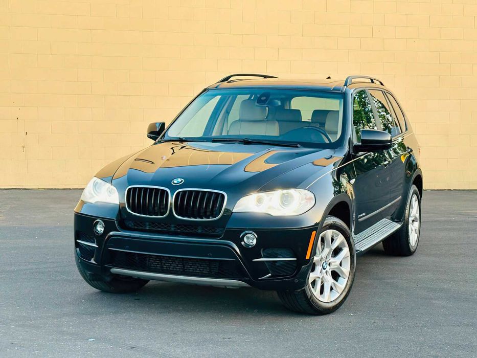 BMW X5 xDrive35i      2013