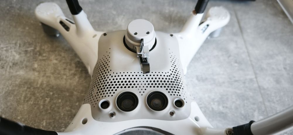 Phantom 4 pro na części