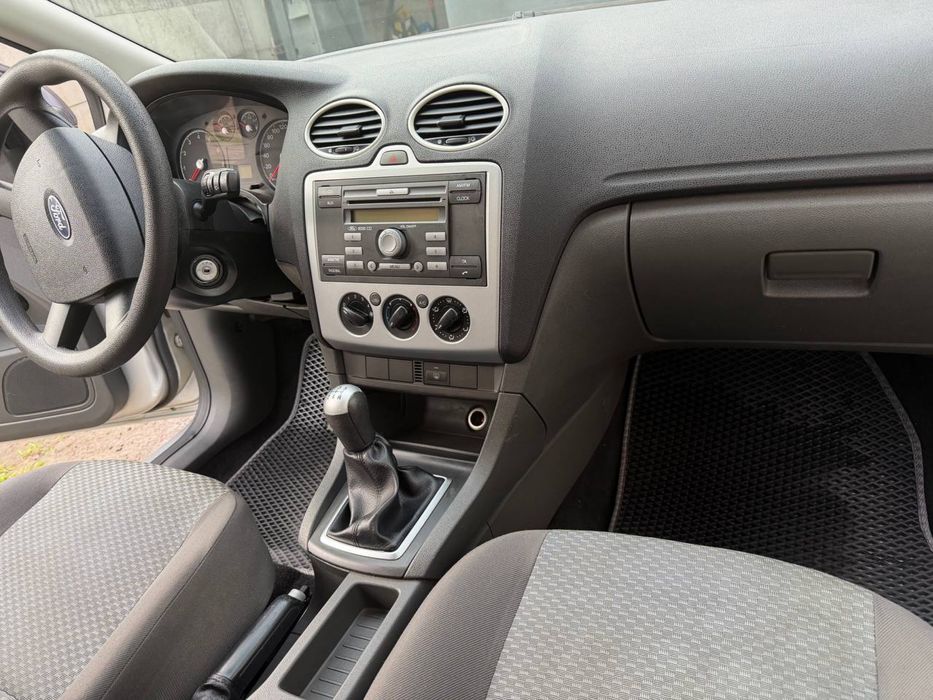 Ford focus 2 2006р гарний стан