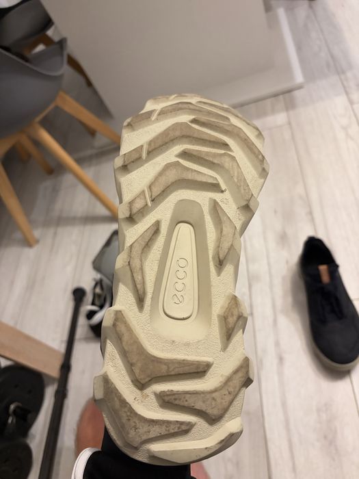 Sprzedam buty ecco. Stan bardzo dobry z plusem