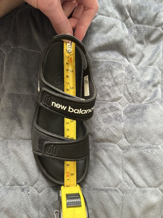 Дитячі сандалі New Balance, 30 розмір