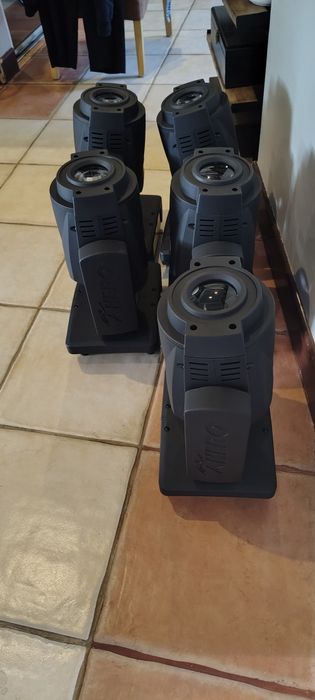 Ruchome głowy Varytec Hero Spot 90