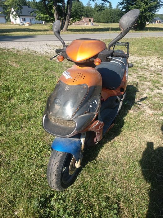 Suzuki zilion 50