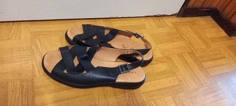 Buty damskie,sandały nowe 38