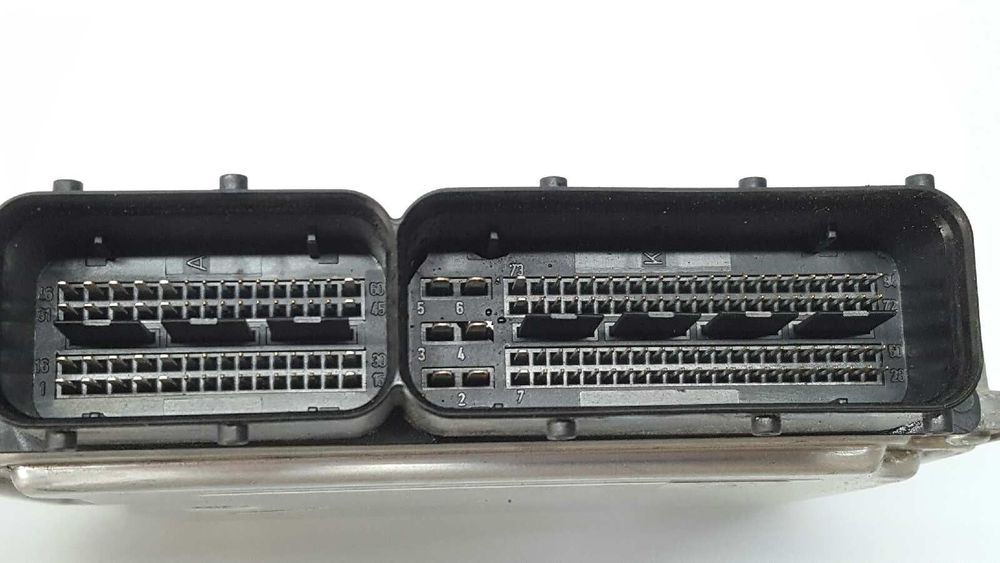 CENTRALINA DO MOTOR UCE VOLKSWAGEN TOURAN (1T1) ADVANCE