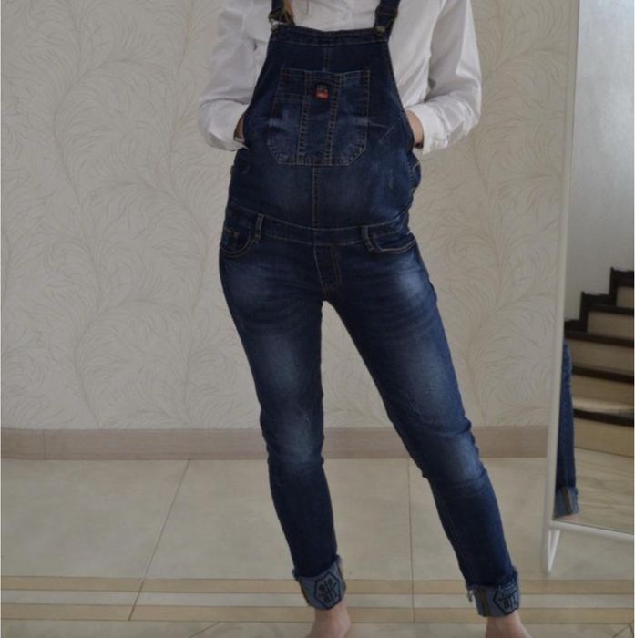 Комбінезон для вагітних.