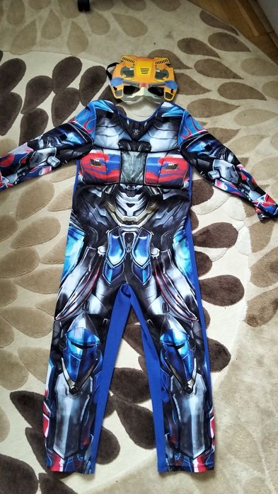 Новогодний костюм трансформер