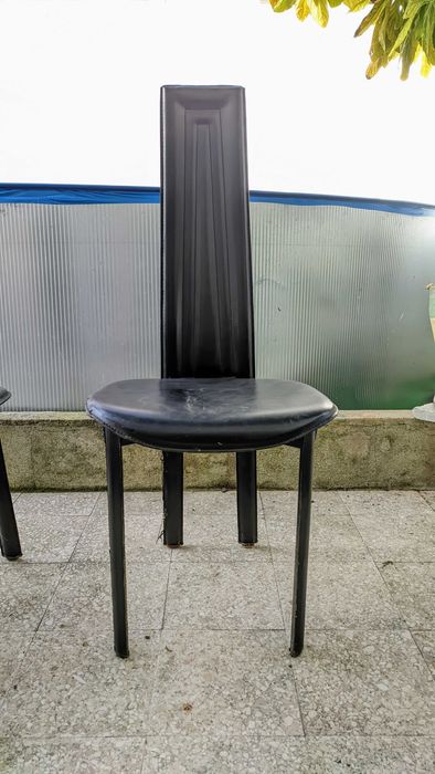 Mesa Madeira Preta com 5 Cadeiras Almofadadas | Entrega gratuita*