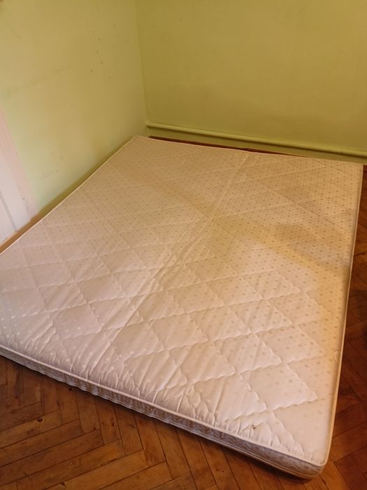 Матрац двохспальний