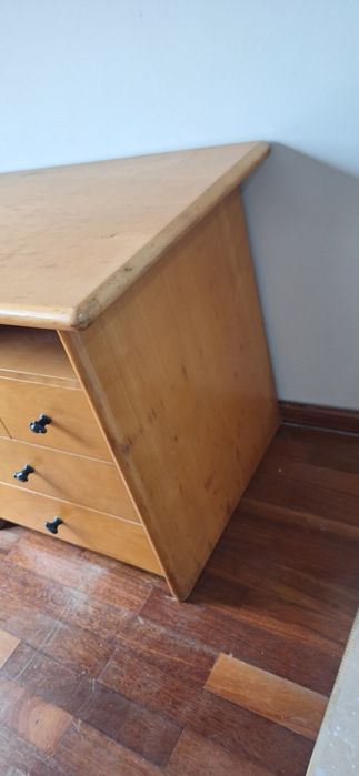 Secretaria de madeira maciça