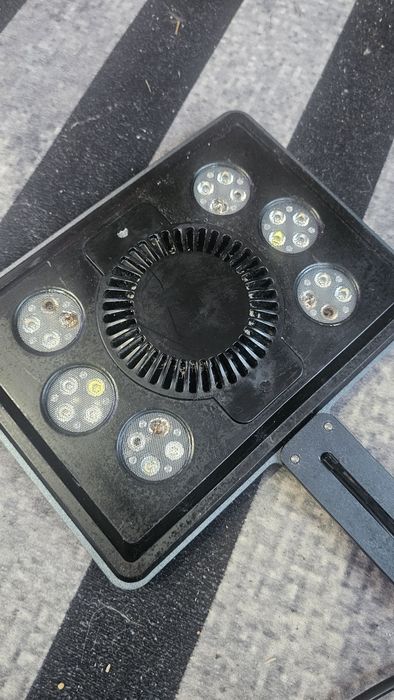 Akwarium morskie lampa Maxspect jump mj-l165  65W