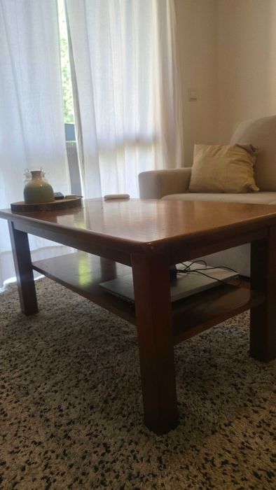 Mobília completa de sala — mesa de jantar extensível + 4 cadeiras