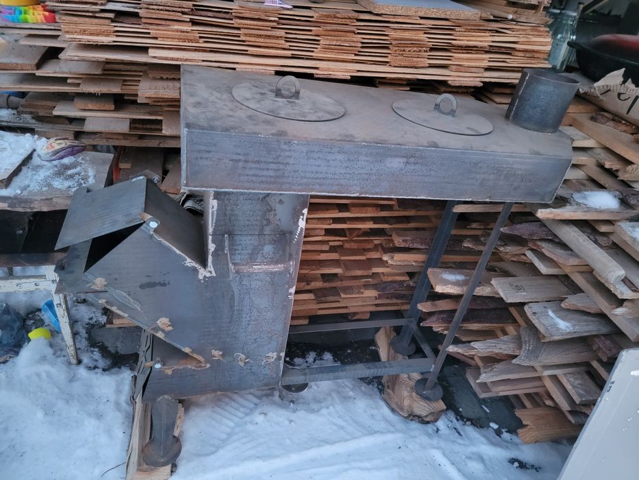 Піч, буржуйка з варильною поверхнею , камін, лофт, приготування їжі