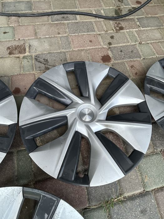 Комплект ковпаків Tesla model y, 3, оригінал, 5 шт.