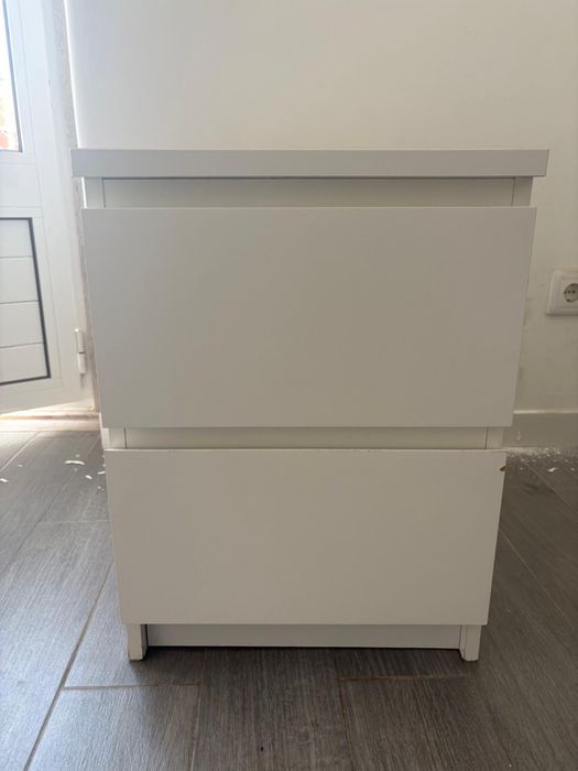 Mesa cabeceira Malm Ikea