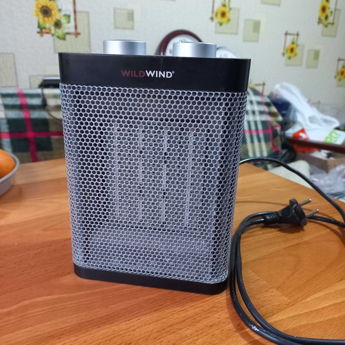 Тепловентилятор WILD WIND PTC-1535