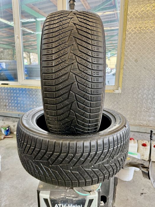 255/45/19 yokohama (зима) 2шт