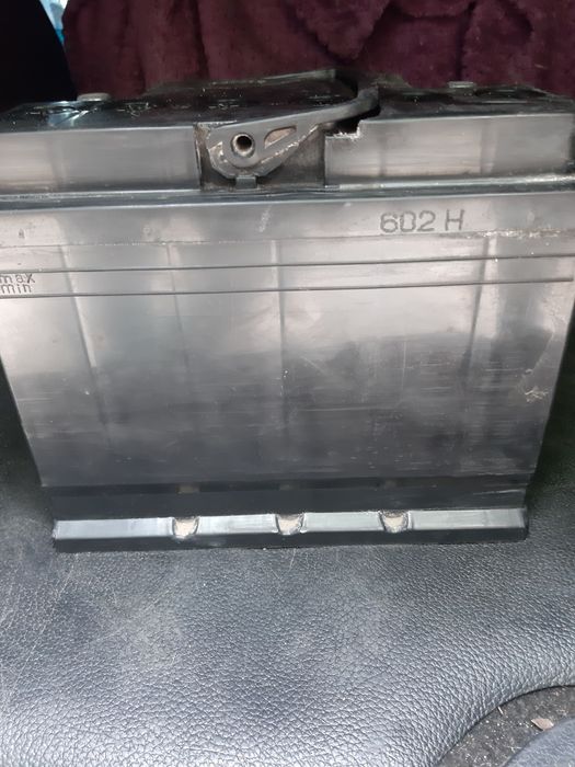 Продам аккумулятор BARREN 65A
