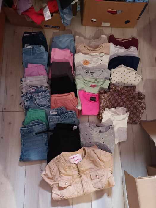 Paka ubrań dla dziewczynki r.128